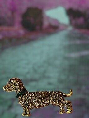 Rhinestone Dachsund Brooch
